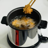 食用油を長持ちさせるコツとは？テレビでも話題になった「揚げ油の使い方」を解説